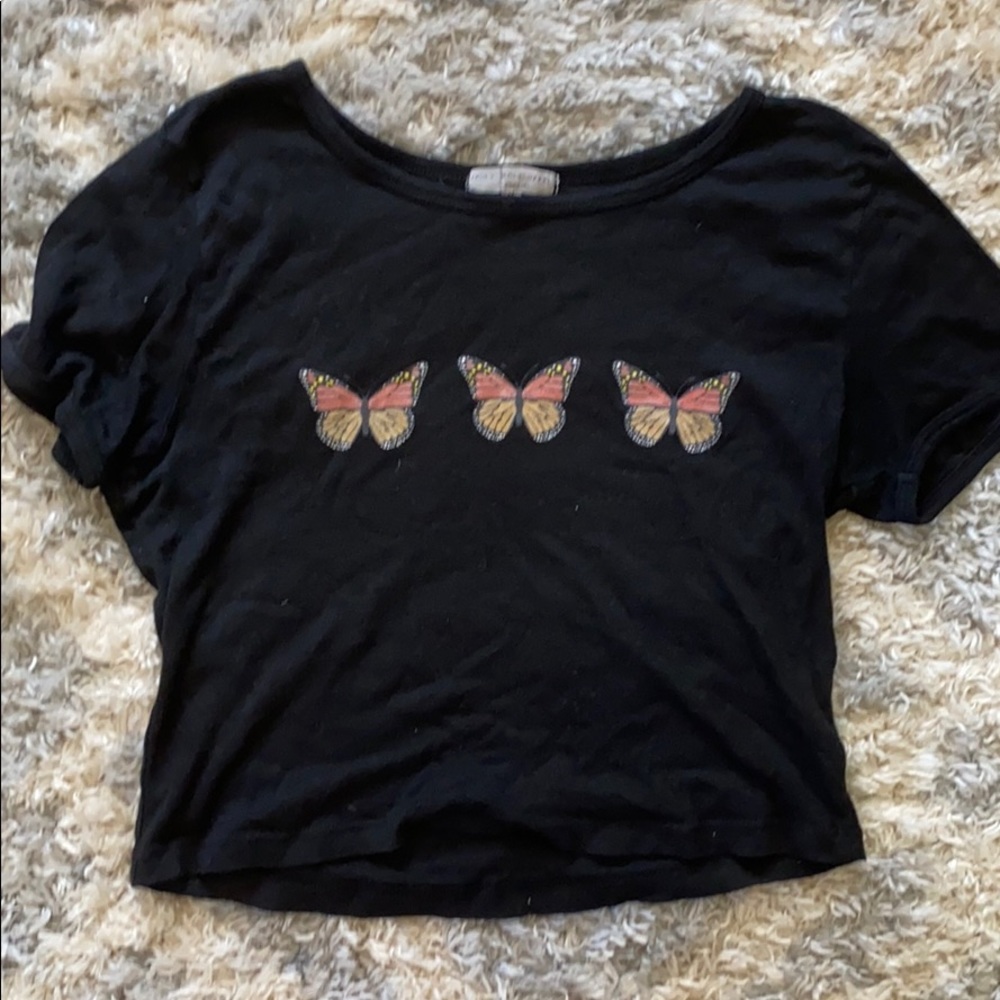 urban outfitters cropped shirt